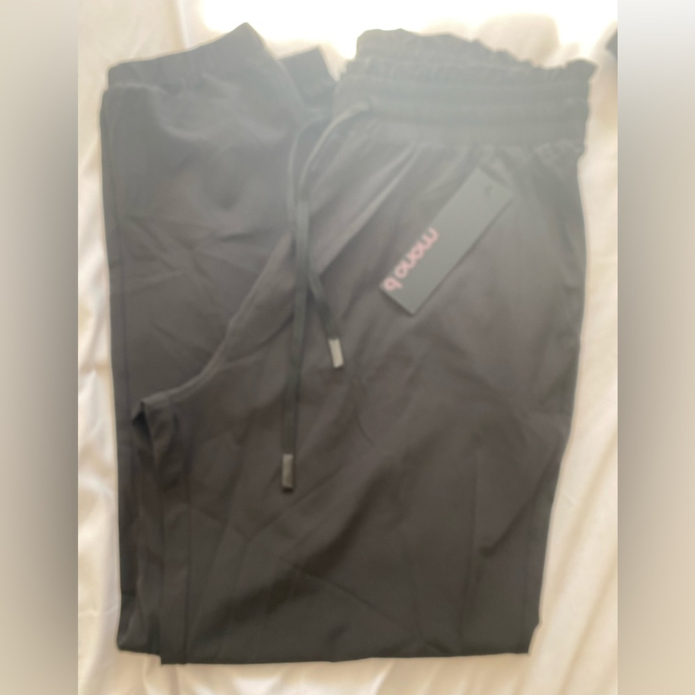 NWT Mono B Joggers